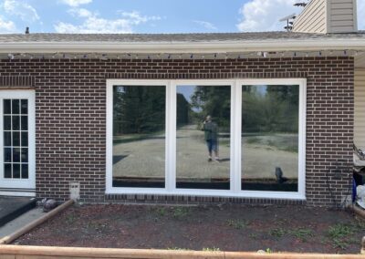 Lloydminster Windows - De Cristofaro Hut